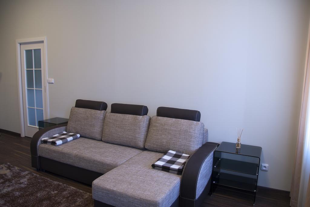 Apartman U Kolonady Karlsbad Zimmer foto